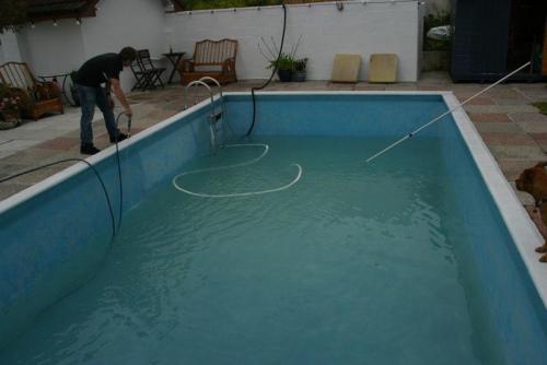 pool refurb (1)